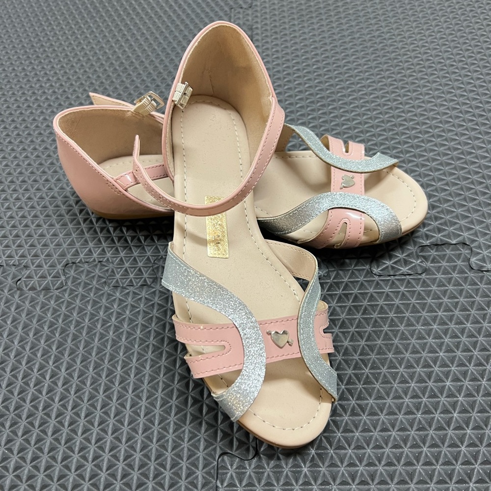 Molekinha (Brazilian) Girls Sandals